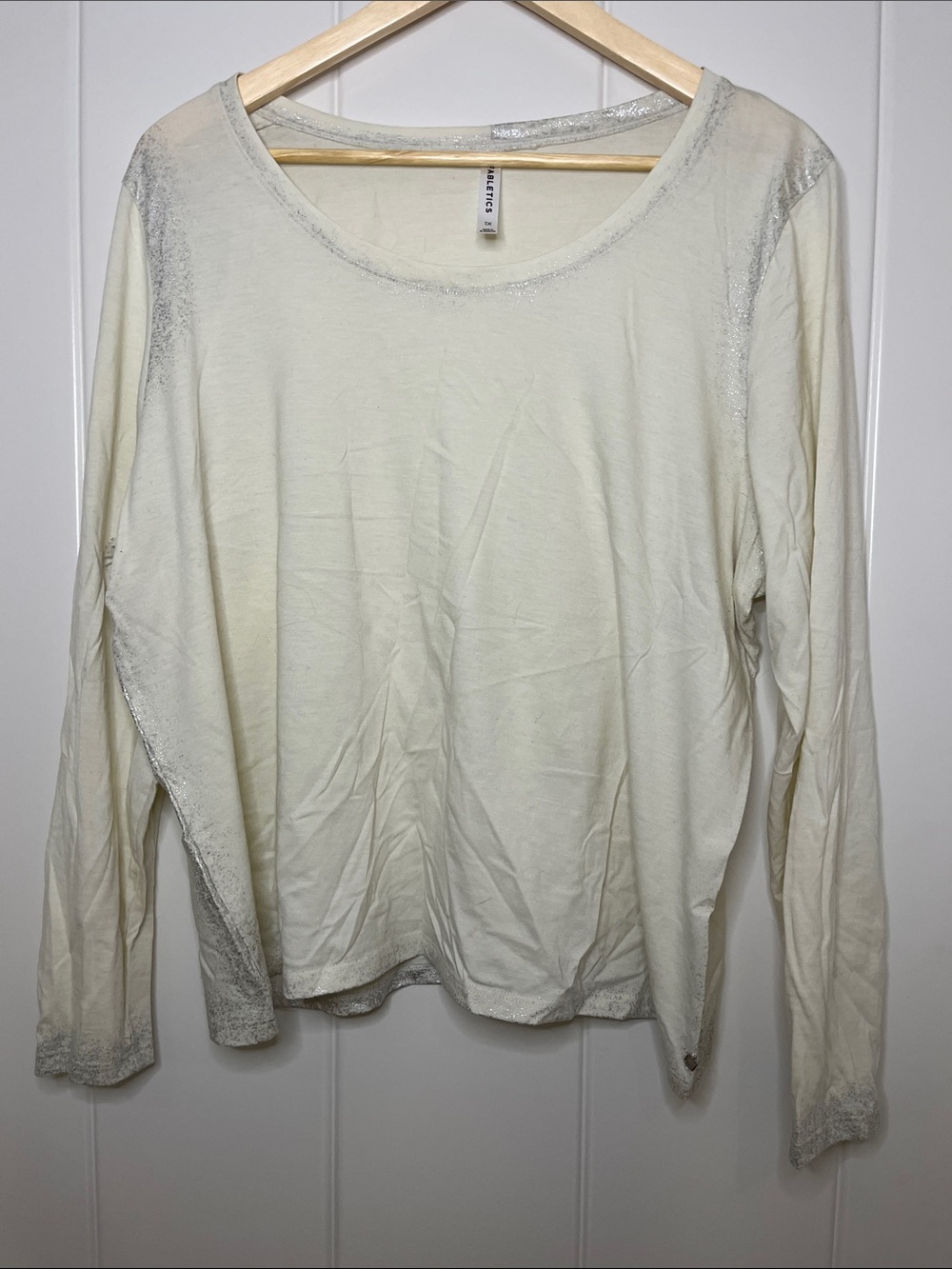Fabletics Cream Long-Sleeve Scoop Neck Top with Shimmer Trim